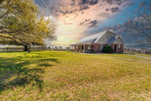 2110 Immenhauser Rd, Yoakum, TX, 77995-5205 | Card Image