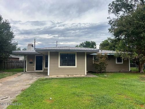 2 E Circle Dr, Vidalia, LA, 71373-3101 | Card Image