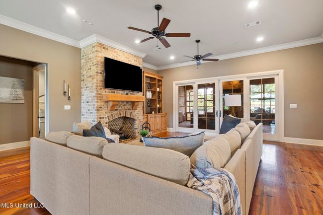 430 Johnstone-22 | Image 14