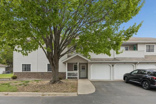 101ne-4050 Maureen Dr Ne, Columbia Heights, MN, 55421-4705 | Card Image
