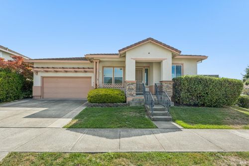 1900 Dover Ln, Petaluma, CA, 94954-3944 | Card Image