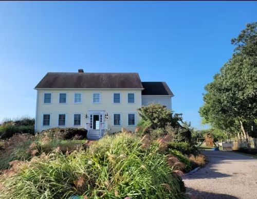 00 Undisclosed, Dartmouth, MA, 02748 | Card Image