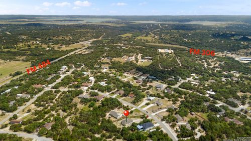 1355 Lasso Loop, Canyon Lake, TX, 78133-2053 | Card Image