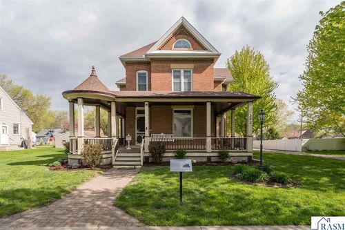 322 W Wheeler Ave, North Mankato, MN, 56003-3734 | Card Image
