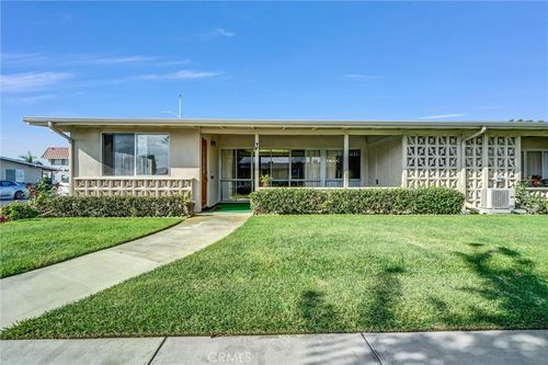 apt-7f-13500 Saint Andrews Dr, Seal Beach, CA, 90740-4771 | Card Image