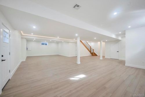 2497 Balsam Ave, East Meadow, NY, 11554-4209 | Card Image