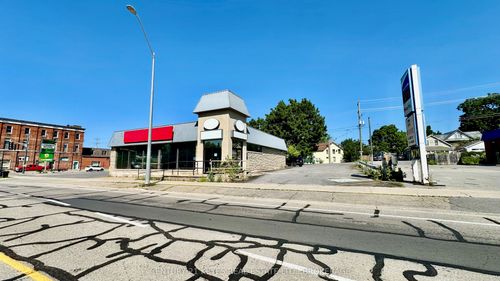 220 King St E, Gananoque, ON, K7G1G5 | Card Image