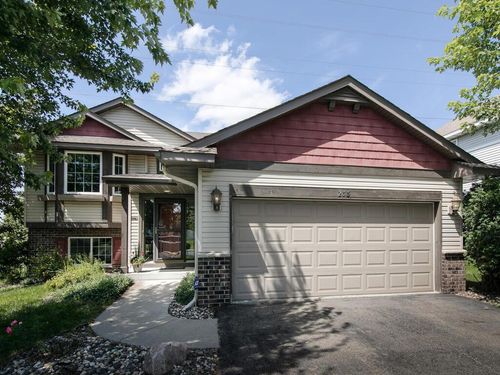 233 Pottok Ln, Shakopee, MN, 55379-4711 | Card Image