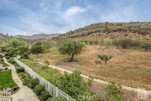 407-5805 Oak Bend Ln, Oak Park, CA, 91377-5609 | Card Image