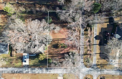 115 Willenhall Ln, Greenville, SC, 29611-2430 | Card Image