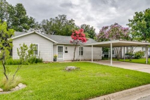 1748 Fagan Dr, Blue Mound, TX, 76131-1106 | Card Image