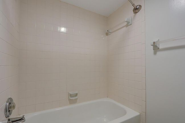 APT-23B - 1458 N Lawnwood Cir, Condo with 2 bedrooms, 3 bathrooms and null parking in Fort Pierce FL | Image 27
