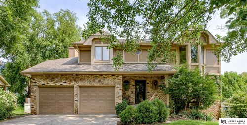 812 Oak Ridge Rd, Papillion, NE, 68046-6138 | Card Image