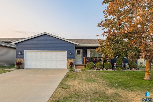 4004 92nd St, Sioux Falls, SD, 57108 | Card Image