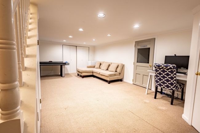 336 Main St, House other with 5 bedrooms, 2 bathrooms and null parking in Wethersfield CT | Image 33