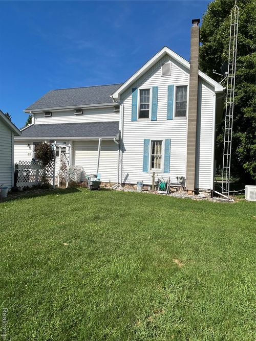 5375 Treasurer Rd, Mayville, MI, 48744-9791 | Card Image