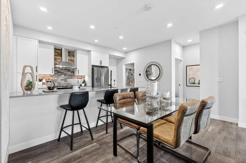 216-255 Les Jardins Pk Se, Calgary, AB, T2C5W9 | Card Image