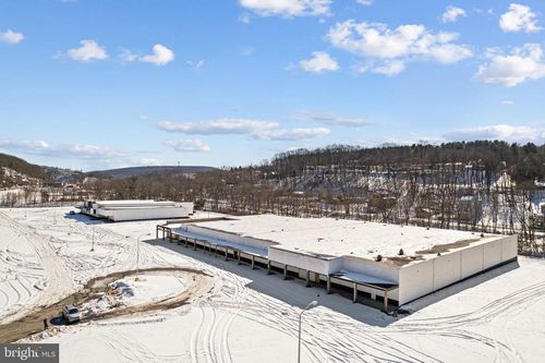 8674 State Route 61, Coal Township, PA, 17866-4174 | Card Image