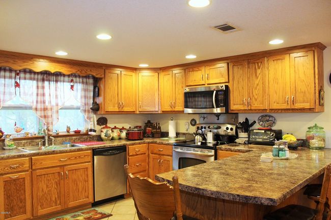Kitchen | Image 6