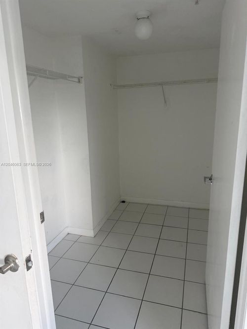 405-21 E 3rd Street, Hialeah, FL, 33010 | Card Image