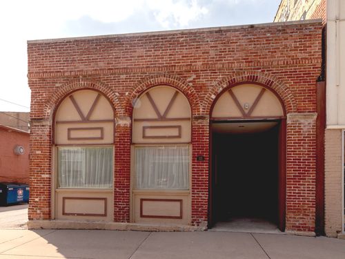 115 W Main St, Morris, IL, 60450-2135 | Card Image