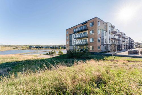 2410-42 Cranbrook Gdns Se, Calgary, AB, T3M3P9 | Card Image