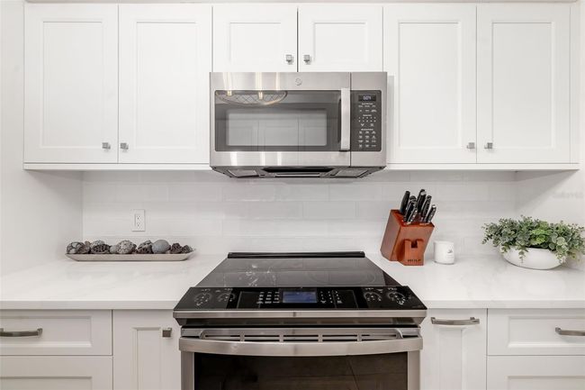 APT-6B - 1750 Benjamin Franklin Dr, Condo with 2 bedrooms, 2 bathrooms and null parking in SARASOTA FL | Image 12