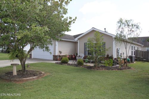 1272 Llewellyn Ln, Loudon, TN, 37774-5745 | Card Image