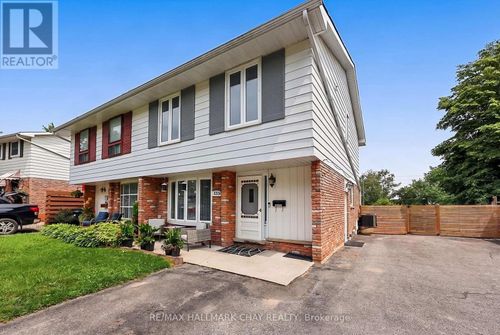 133 Daphne Cres, Barrie, ON, L4M2Y7 | Card Image