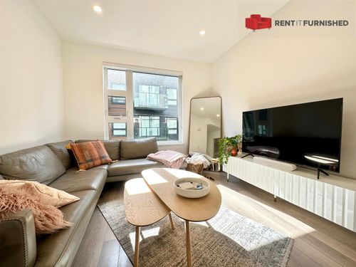 113-515 E 2nd St, North Vancouver, BC, V7L1E1 | Card Image