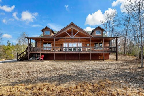 62 N Bear Cliff Dr, Nebo, NC, 28761-0128 | Card Image