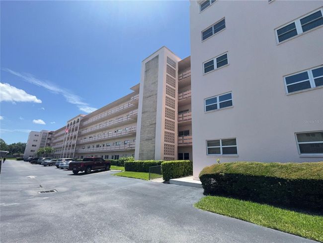 UNIT-406 - 5623 80 Th St N, Condo with 1 bedrooms, 1 bathrooms and null parking in St Petersburg FL | Image 22