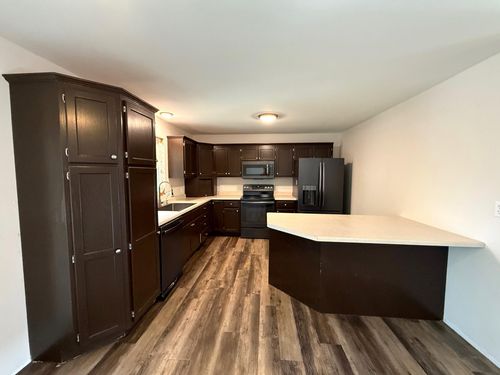 7192 21st Ave Nw, Pennock, MN, 56279-9711 | Card Image
