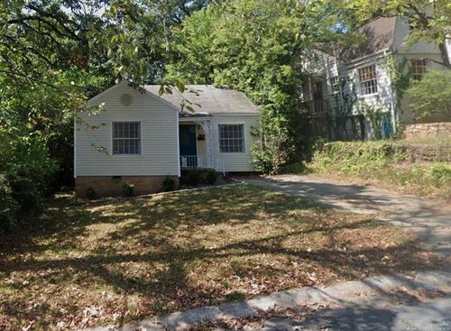 304 Walnut St, Little Rock, AR, 72205-4040 | Card Image