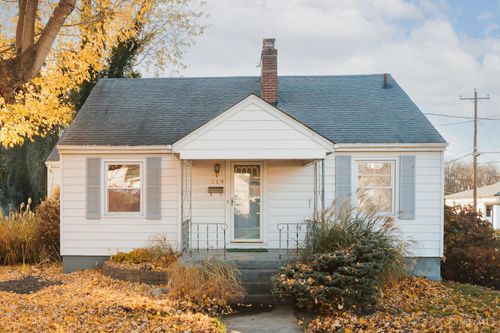 219 N Walnut St, Harrison, OH, 45030-1142 | Card Image