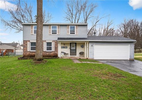 4267 Stepping Stone Ln, Liverpool, NY, 13090-1844 | Card Image