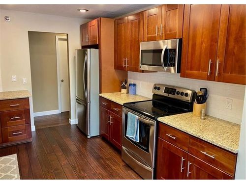 2575 Heritage Dr, Mendota Heights, MN, 55120-1737 | Card Image