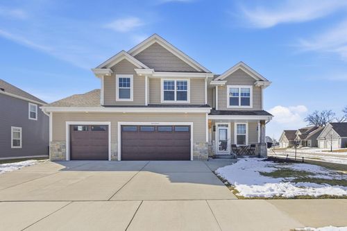 W239N5491 Fieldstone Pass Circle, Sussex, WI, 53089 | Card Image