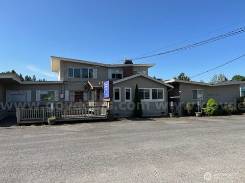 1036 E Victoria Ave, Burlington, WA, 98233-1623 | Card Image