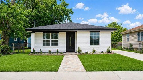 8014 Lucerne St, New Orleans, LA, 70128-1043 | Card Image
