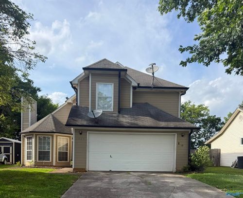 2606 Clovis Rd Sw, Huntsville, AL, 35803-3517 | Card Image