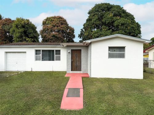 341 Ne 164th St, Miami, FL, 33162-3533 | Card Image