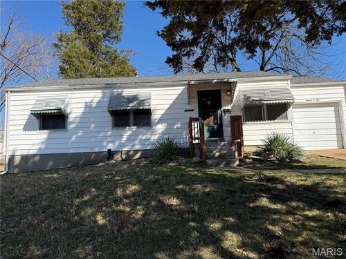 1109 Kilgore Dr, Saint Louis, MO, 63137-2013 | Card Image