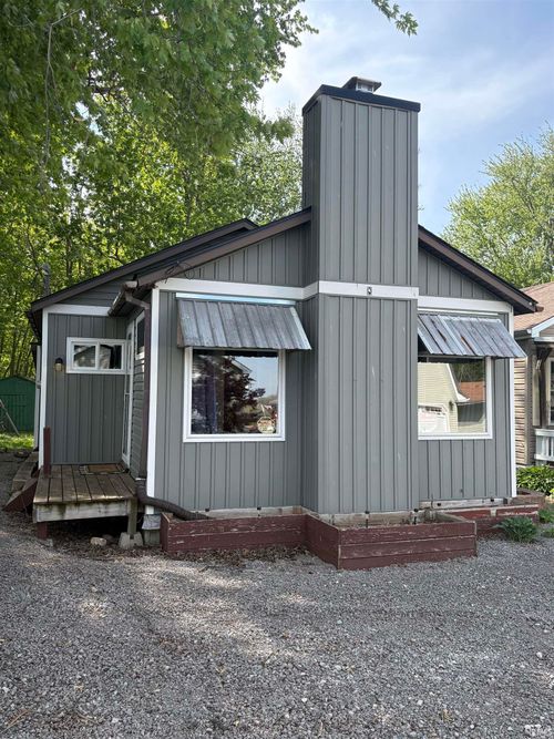 6110 N Lakeshore Dr, Macy, IN, 46951-8545 | Card Image