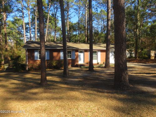 535 W Rhode Island Ave, Southern Pines, NC, 28387-3222 | Card Image