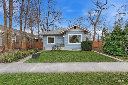 2103 W Bannock St, Boise, ID, 83702-4923 | Card Image