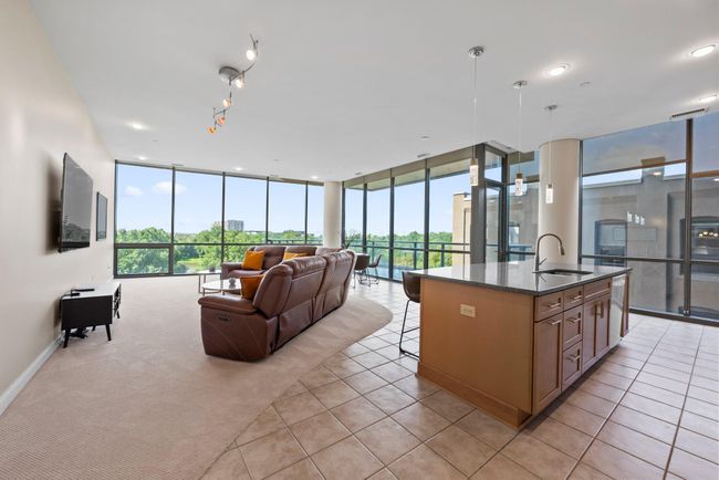 UNIT-404 - 300 W Spring St, Condo with 2 bedrooms, 2 bathrooms and null parking in Columbus OH | Image 5