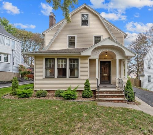 319 Carlton Rd, Syracuse, NY, 13207-1530 | Card Image