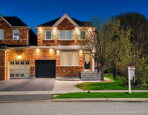 5988 Long Valley Rd, Mississauga, ON, L5M6K4 | Card Image