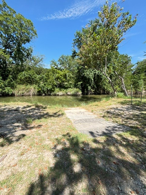 Land in Bandera 4
